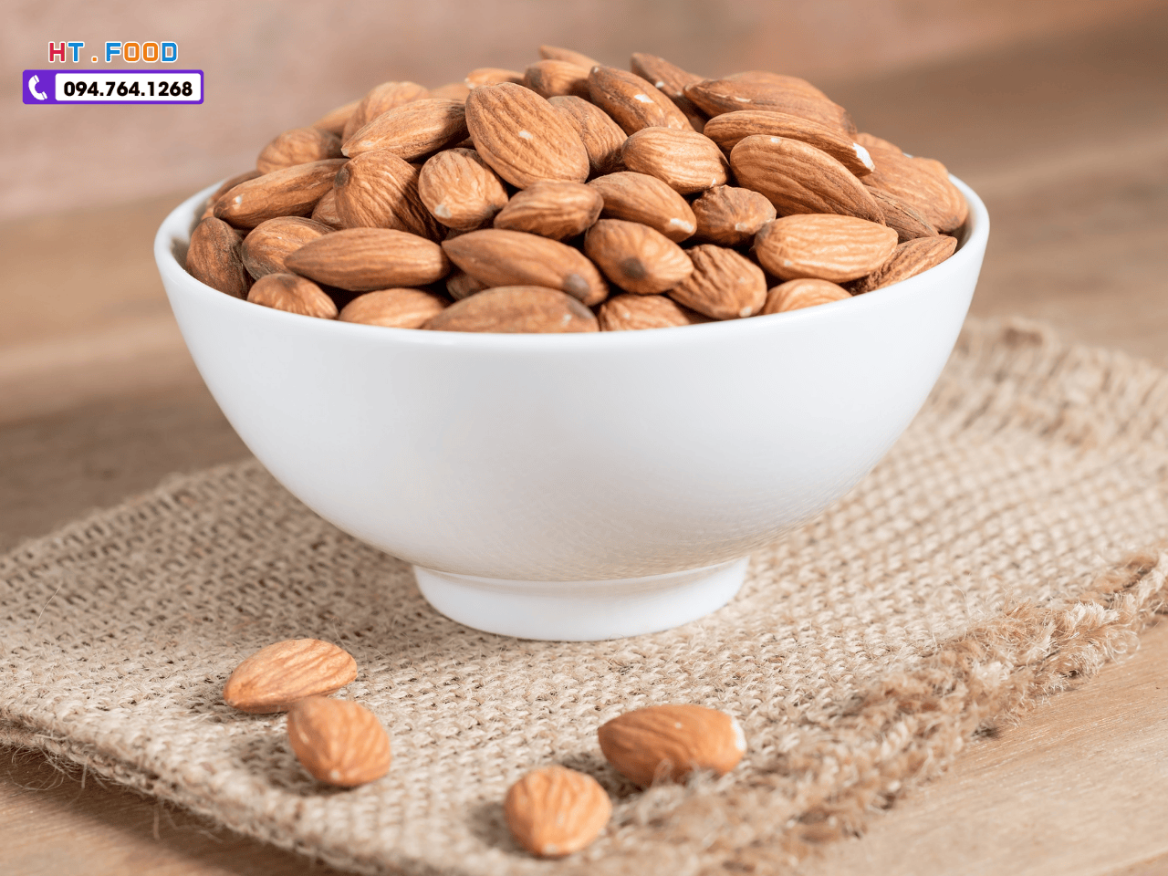 dia chi mua hat hanh nhan o ha noi