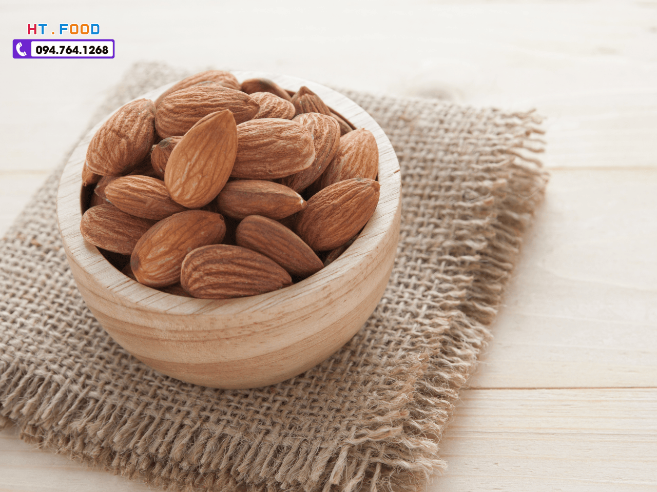 mua hat hanh nhan tai hue